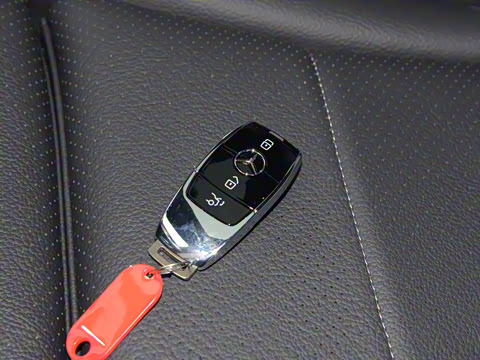 2021�� EQC 350 4MATIC