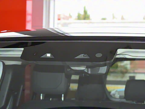 2022�� 110 P400 X-DYNAMIC HSE