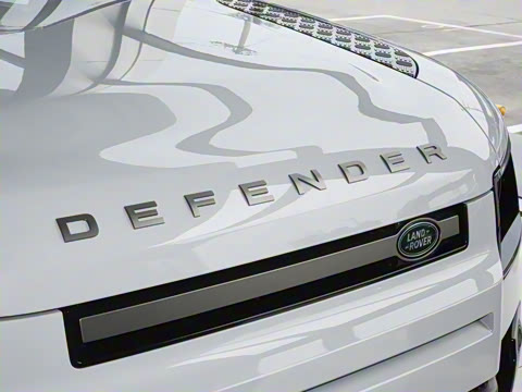 2022�� 110 P400 X-DYNAMIC HSE