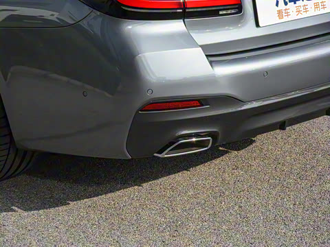 2022�� 525i M�˶���װ