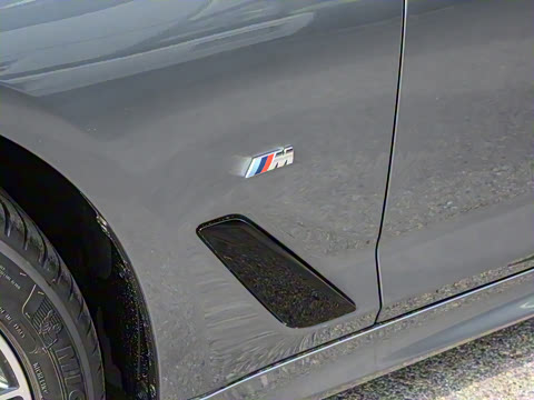 2022�� 525i M�˶���װ