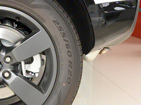 2022�� 110 P400 X-DYNAMIC HSE