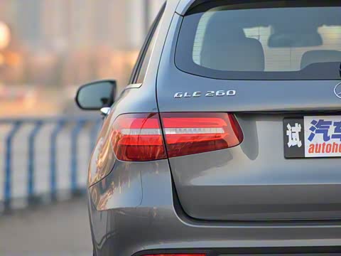 2016�� GLC 260 4MATIC ������