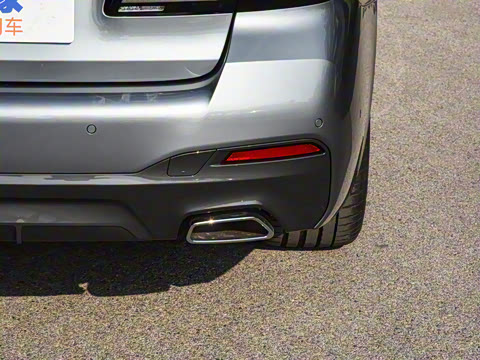 2022�� 525i M�˶���װ