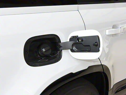 2022�� 110 P400 X-DYNAMIC HSE