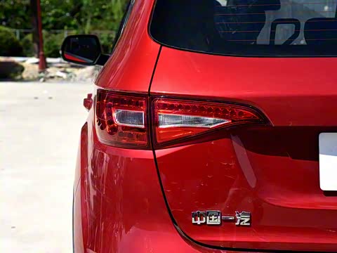 2017�� 1.6L �ֶ������