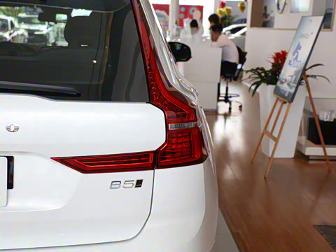 2022�� B5 ���������˶���