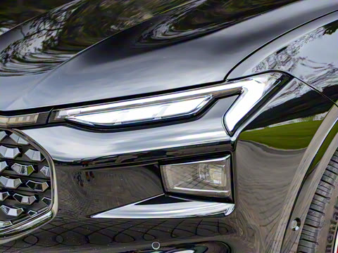 2022�� EcoBoost 245 ST-Line