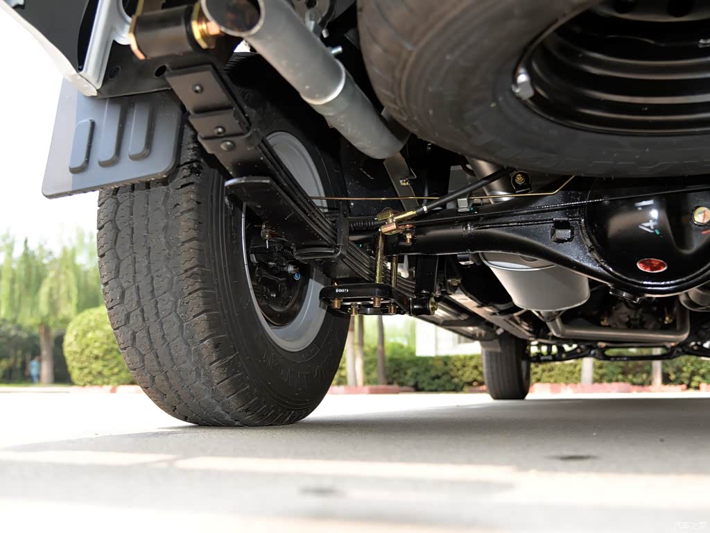 2015款 2.4t精英版大双排4d25