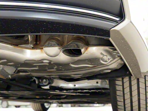 2021�� 40 TFSI ������