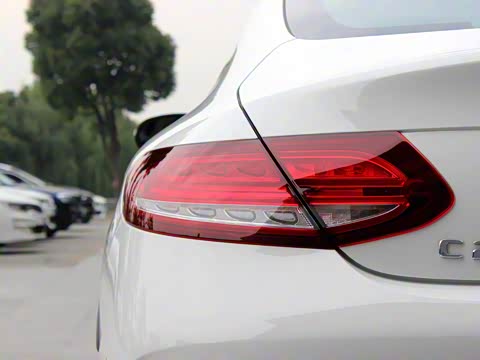 2018�� C 200 ���ܳ�