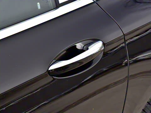 2021�� �Ŀ� E 300 L �˶�ʱ����