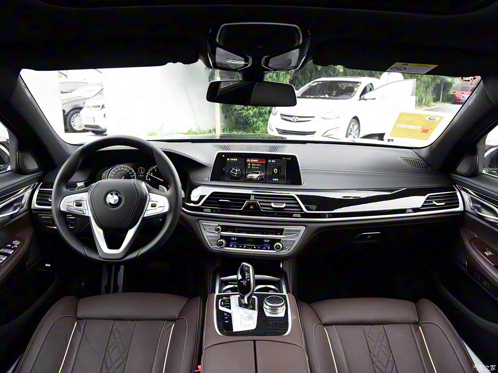 您还可以查看                                   宝马7系:报价