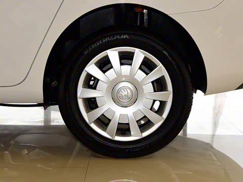 2016�� �Ŀ� 1.6L �Զ�ǰ�а�