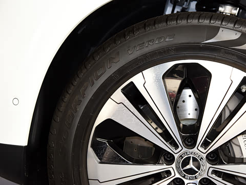 2021�� EQC 350 4MATIC