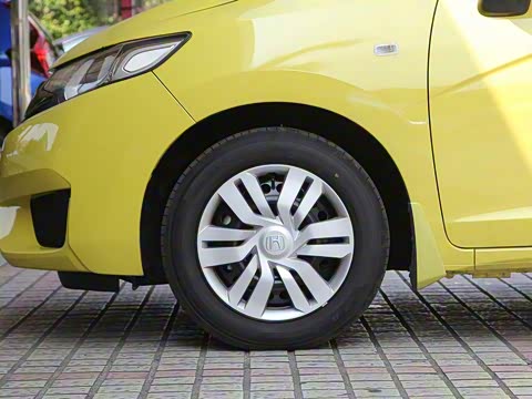 2016�� 1.5L LX �ֶ�������