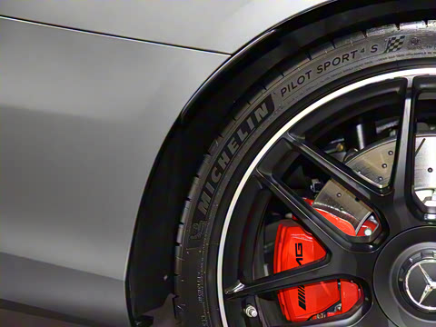 2021�� AMG E 63 S 4MATIC+