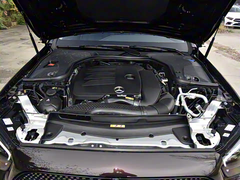 2021�� �Ŀ� E 300 L �˶�ʱ����