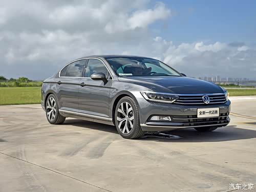 动力与油耗仍是强项 测试一汽-大众迈腾