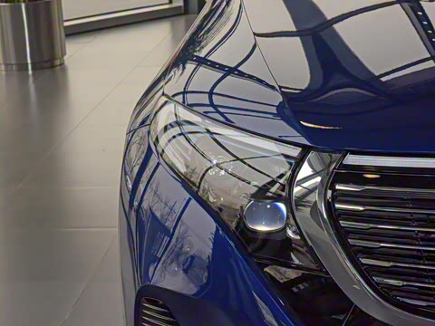 2021�� EQC 350 4MATIC