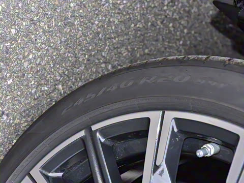 2021�� �Ŀ� 630i M�˶������мҰ�