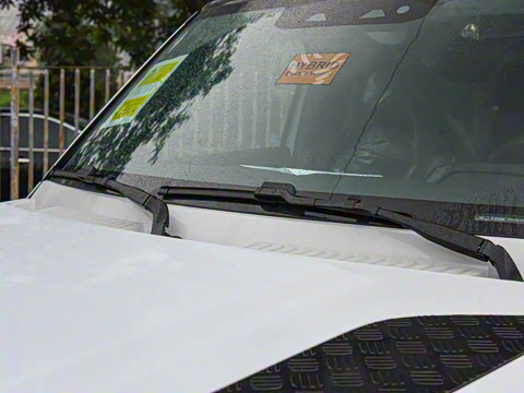 2022�� 110 P400e