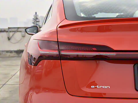 2021�� Sportback 55 quattro ��ѡ��