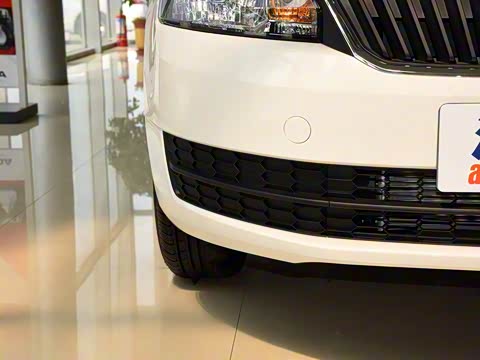 2016�� �Ŀ� 1.6L �Զ�ǰ�а�