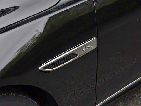 2021�� XFL 2.0T P250 ������Ӣ�˶���