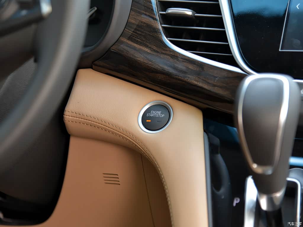 上汽通用别克 别克gl8 2017款 28t 旗舰型