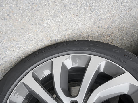 2022�� 249PS R-Dynamic S ���ܰ� 5��