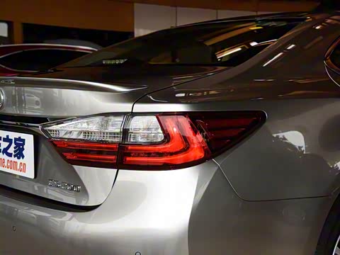 2015�� 200 ���ʰ�