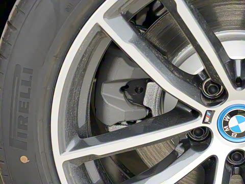 2022�� 535Le M�˶���װ