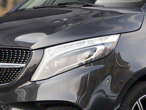 2021�� V 260 L ����������