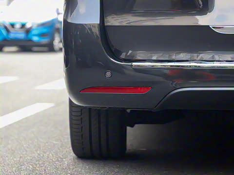 2021�� V 260 L ����������