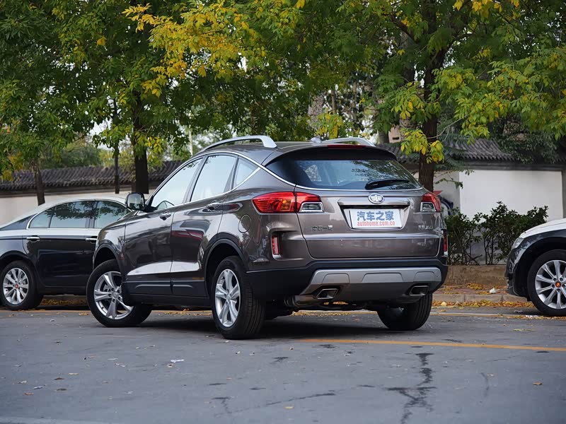 一汽奔腾 奔腾x80 2016款 1.8t 自动豪华型