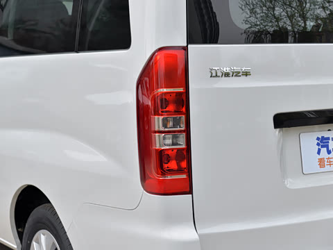 2019�� PLUS ���Ͱ� 1.8L ���������� 9��