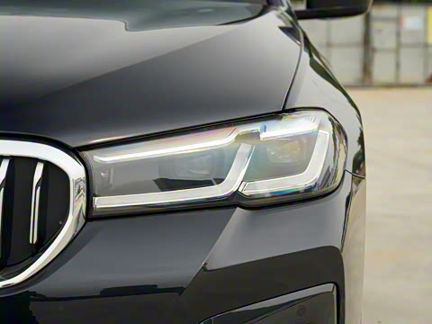 2022�� 535Le M�˶���װ