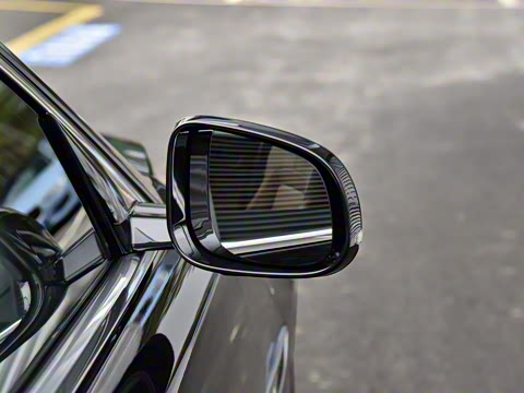 2021�� XFL 2.0T P250 ������Ӣ�˶���