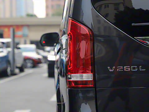 2021�� V 260 L ����������