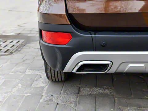 2018�� 1.5T �ֶ���Ӣ�� ��V