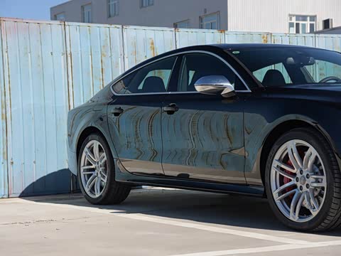 2016�� RS 7 4.0T Sportback