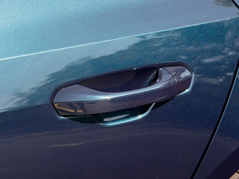 2022�� 55 TFSI quattro S-line ��Զ���׺���װ