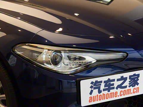 2017�� 2.0T 200HP ��Ӣ��