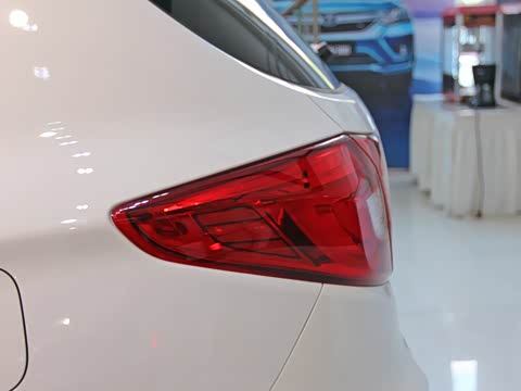 2017�� ���������� 1.5TI �ֶ�������