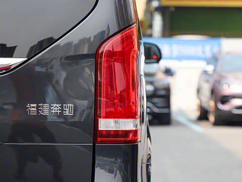 2021�� V 260 L ����������