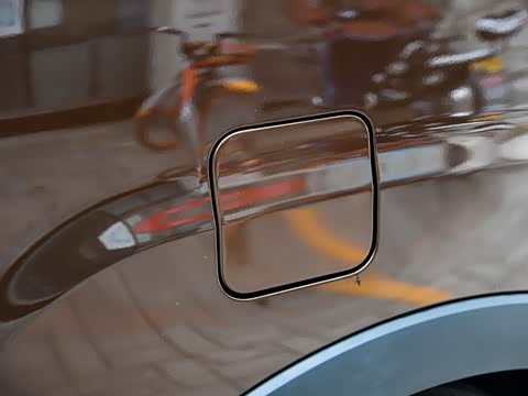 2018�� 1.5T �ֶ���Ӣ�� ��V