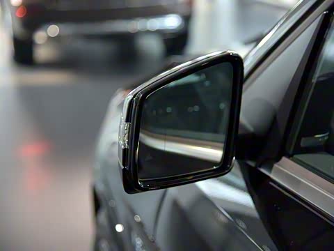 2015�� AMG GLE 63 4MATIC