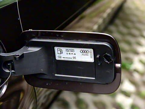 2017�� 45 TFSI quattro ������