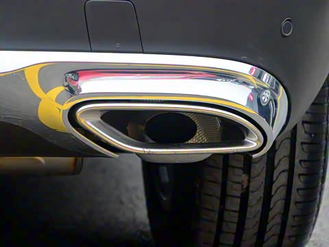 2016�� GLC 260 4MATIC ������